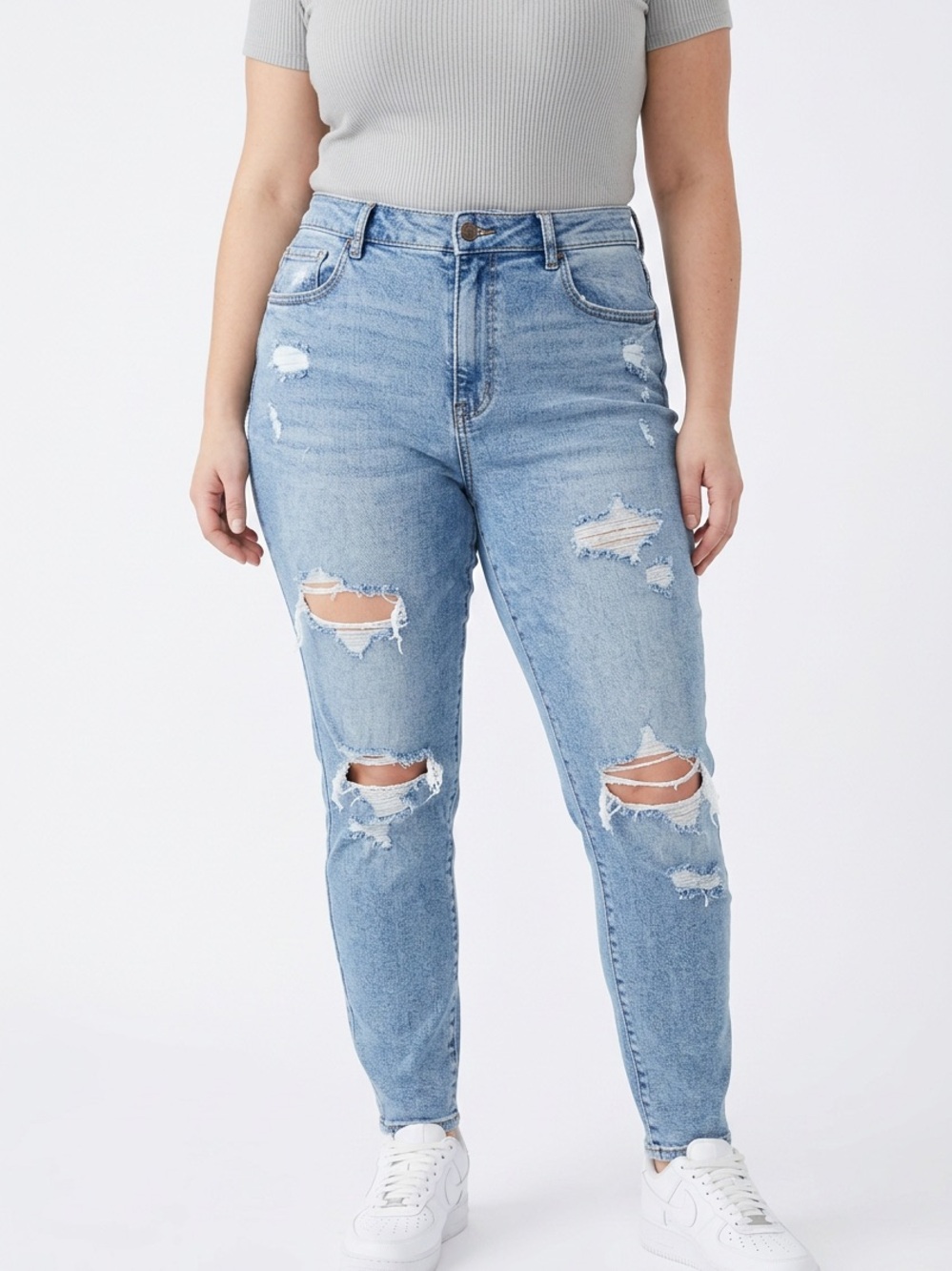AMERICAN EAGLE | High-Rise Distressed Light Blue Jeans Women’s Size 14